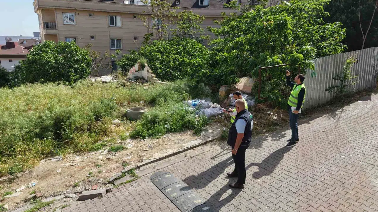 Gaziosmanpaşa’da hizmet seferberliği: Başkan vekili sahaya indi, sorunları yerinde çözdü