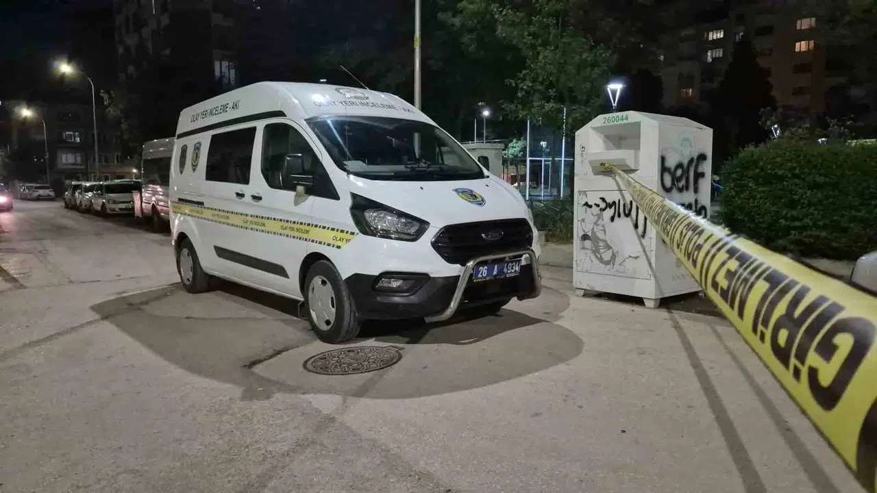 Eskişehir’de sokak ortasında dehşet: Pompalı tüfekli saldırgan bıçakla durduruldu
