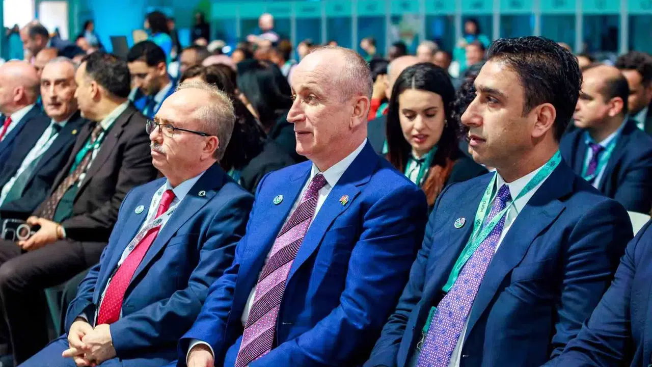 Bakü’de dev zirve: Türkiye’nin şehirleşme vizyonu dünyaya örnek oluyor
