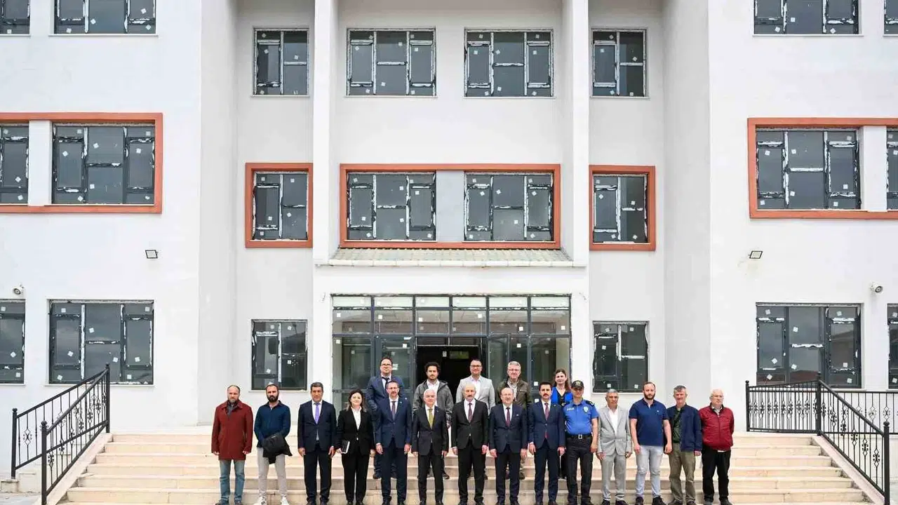 Pınarhisar’da eğitimde büyük gün: Modern okul binası kapılarını açmaya hazırlanıyor