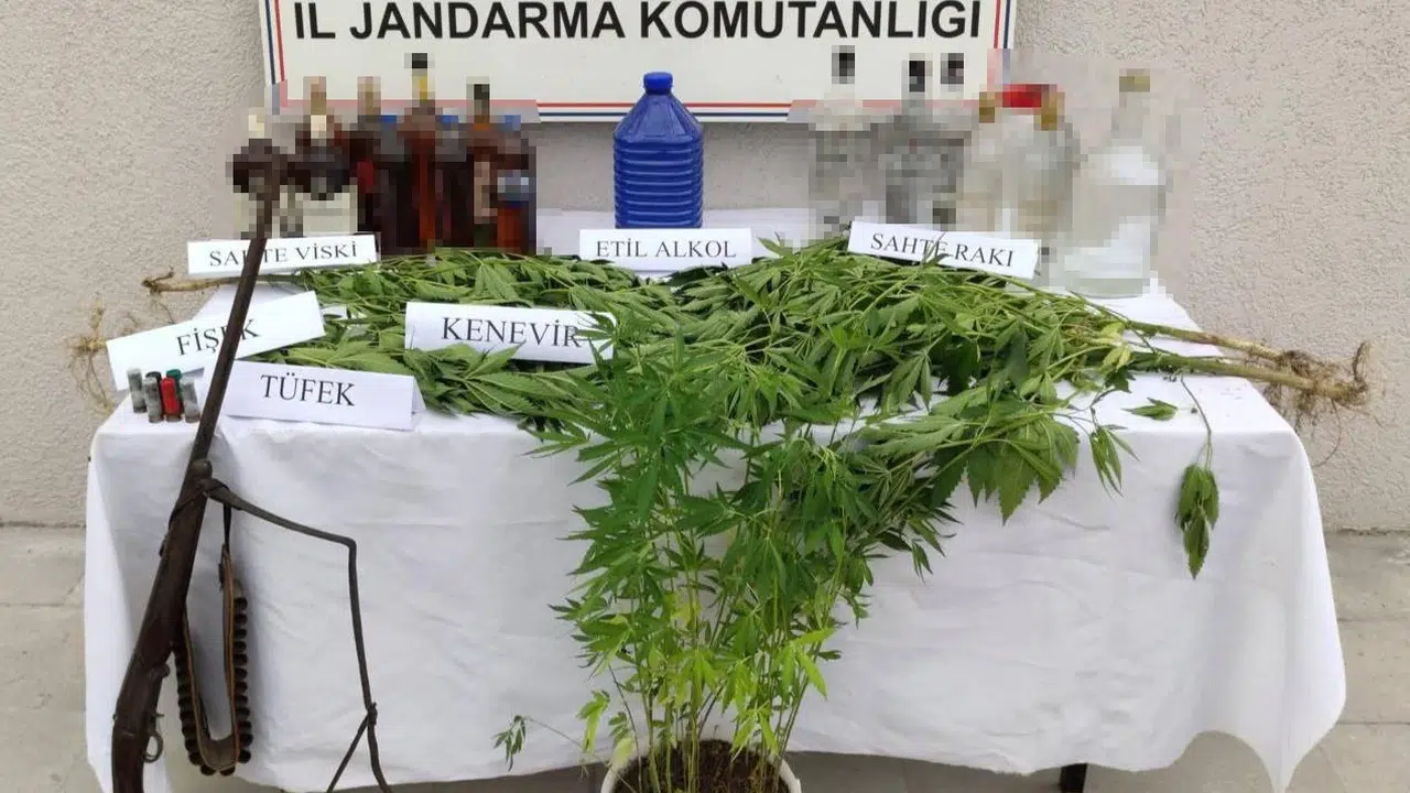 Düzce'de zehir tacirlerine geçit yok: Bir haftada 90 kişiye adli işlem