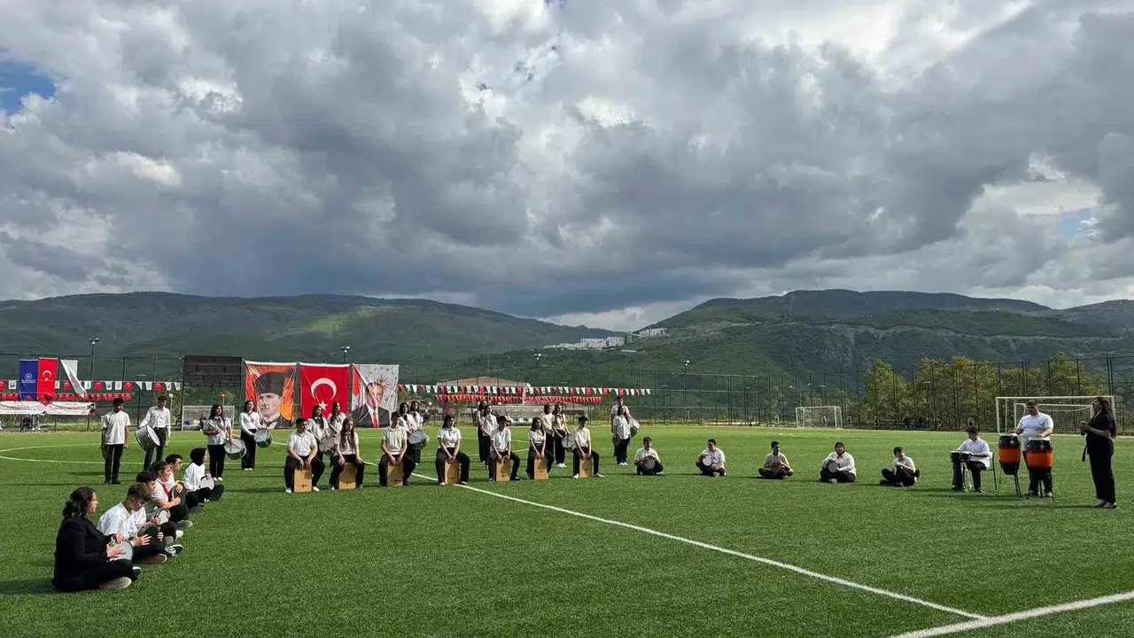 Hanönü'nde milli bayram coşkusu: Gençler 19 Mayıs'ı gururla kutladı