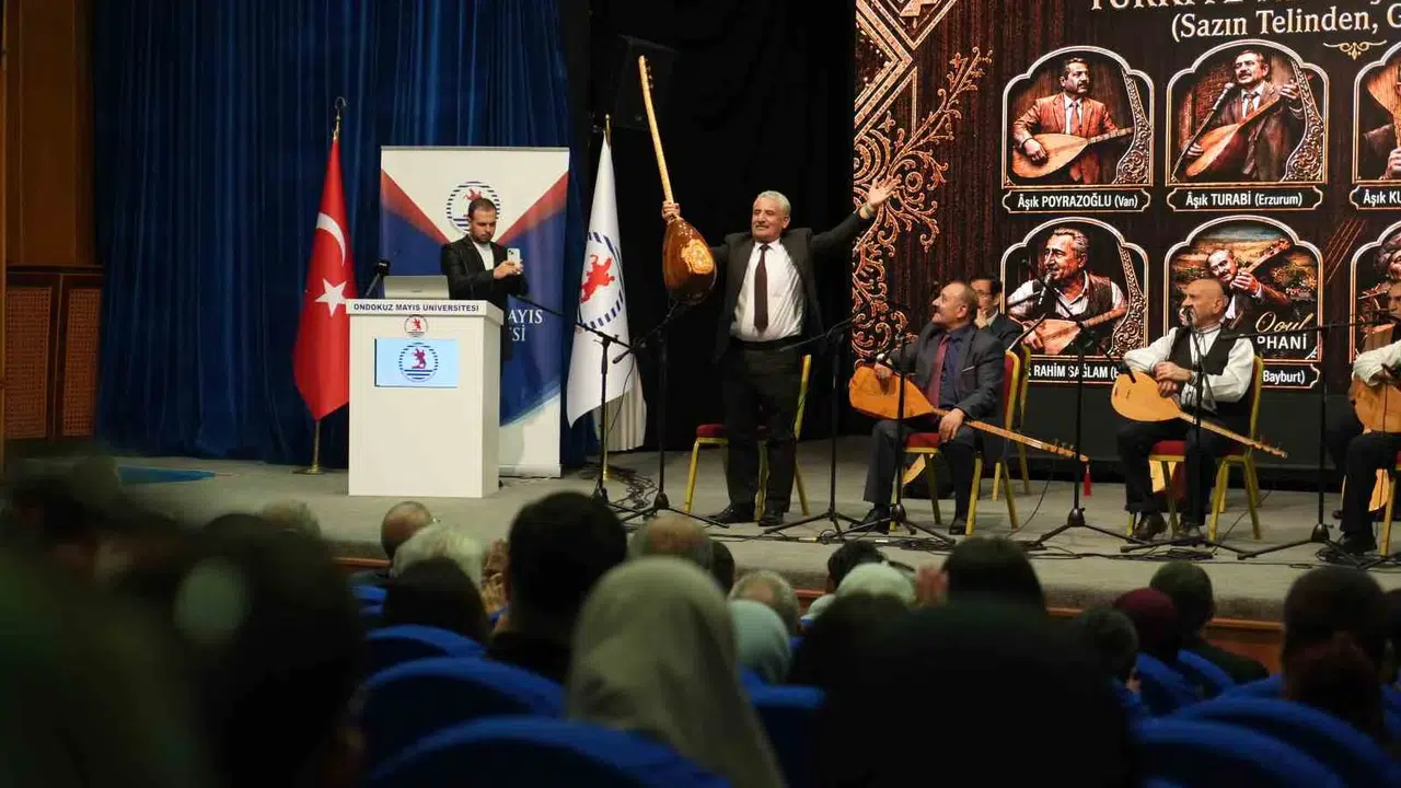Sazın teli gönlün diliyle buluştu: Anadolu’nun ozanları Samsun’da yankılandı