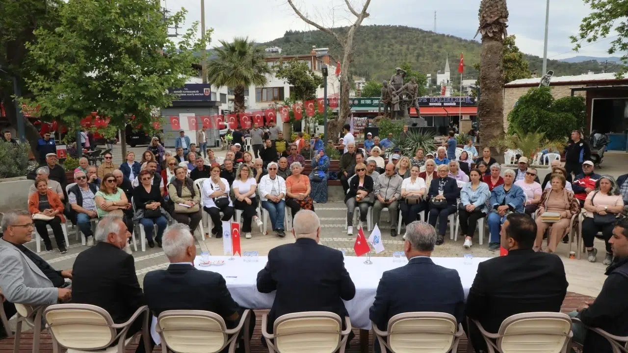 Edremit’te  Ortak Akıl  Dönemi: Başkan Ertaş Sahaya İndi