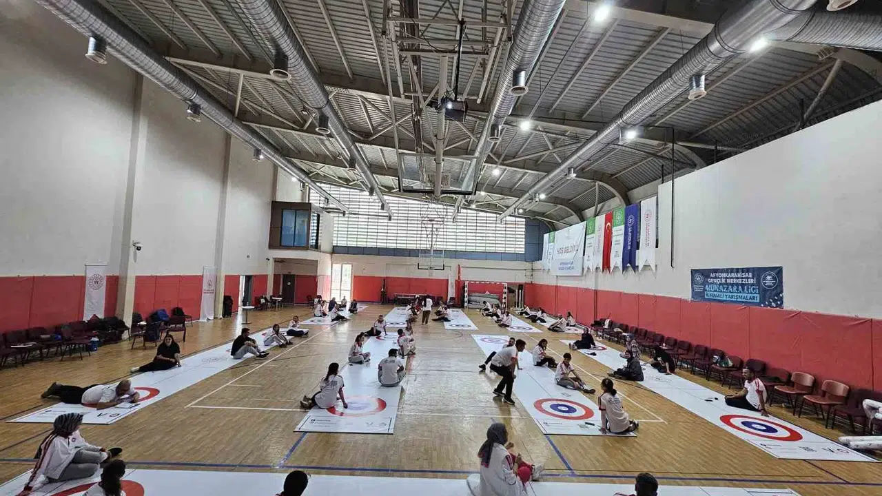 Afyonkarahisar’da sporun geleceği için kritik adım: Hakem ordusu güçlendi