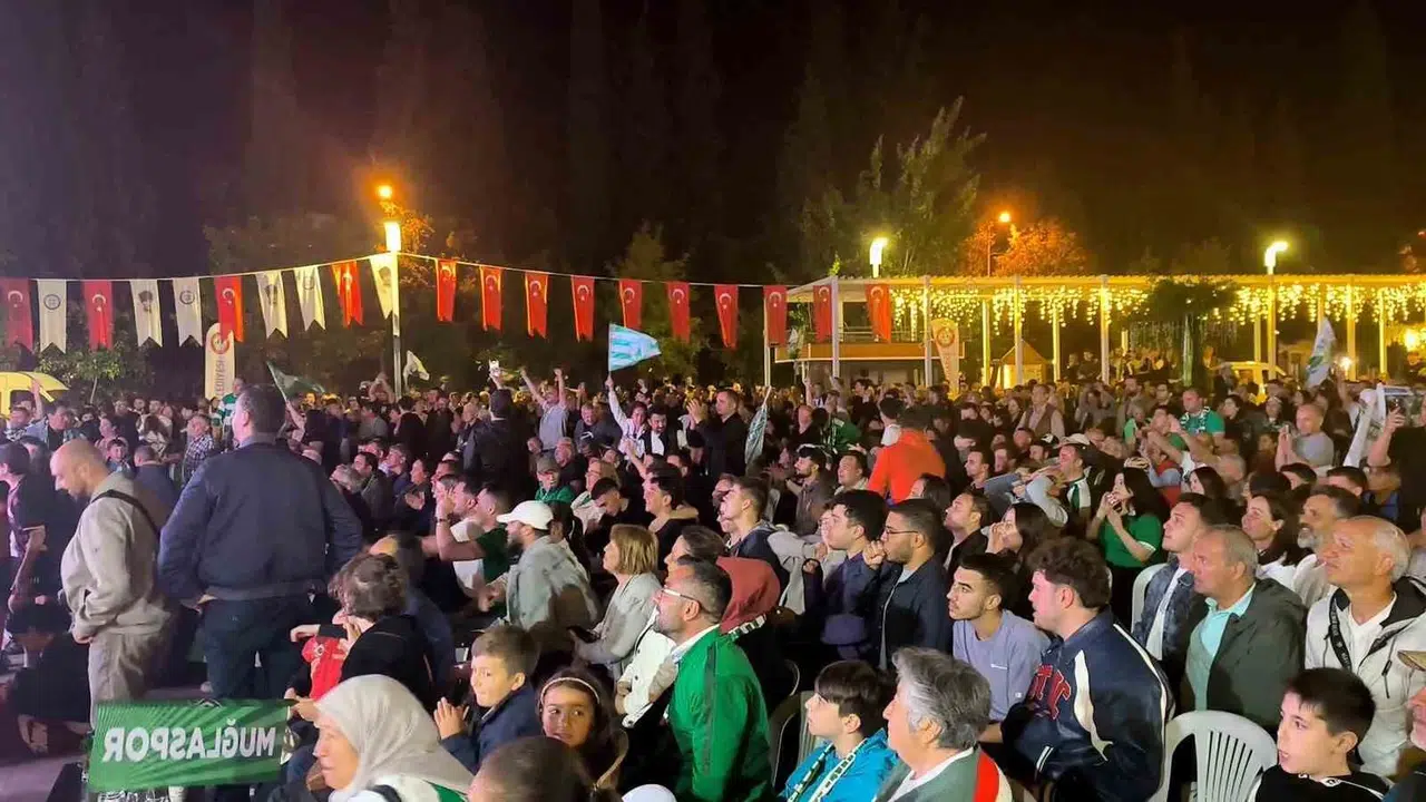 Muğla’da tarihi gece: Penaltı dramından zaferle çıktılar, 1. Lig biletini kaptılar
