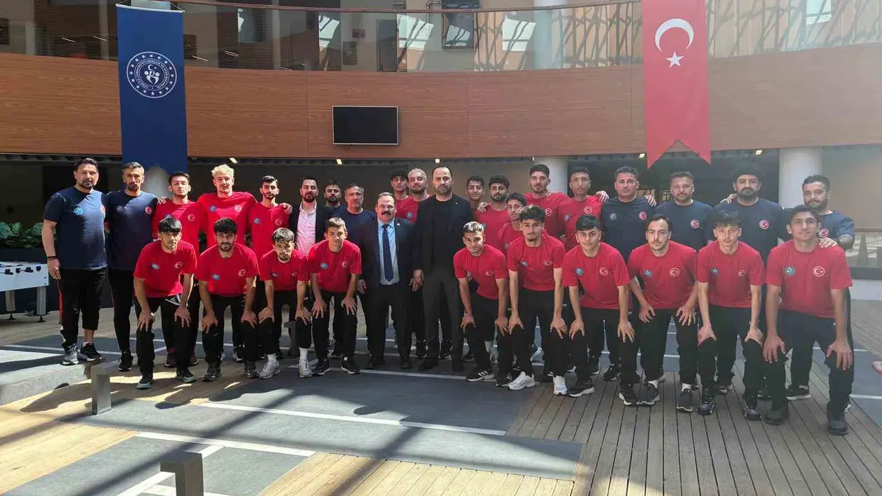 Olimpiyat şampiyonluğundan dünya zirvesine: Ay-Yıldızlılar Sırbistan yolcusu