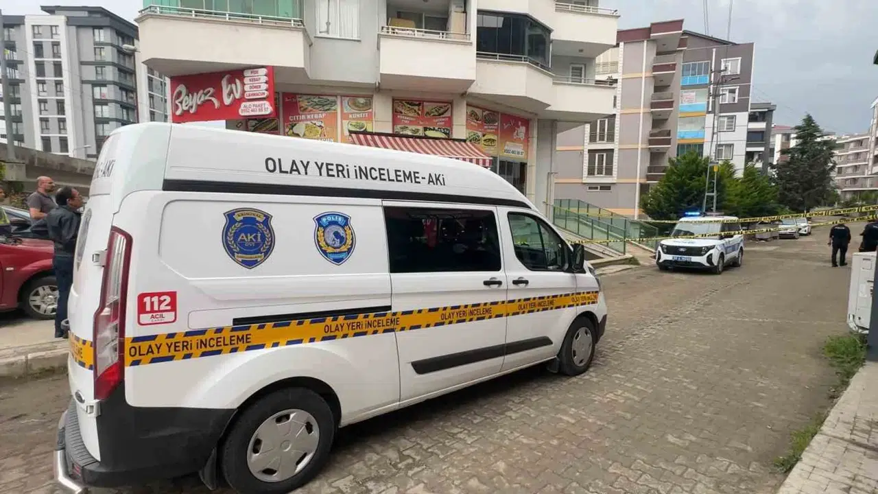 Samsun’da korku dolu anlar: 4’üncü kattan beton zemine çakıldı