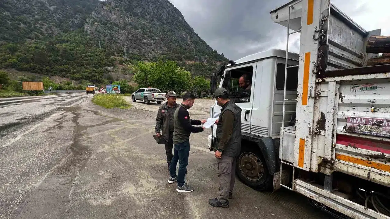 Adana ormanlarında kaçakçılığa geçit yok: Ekipler sahaya indi