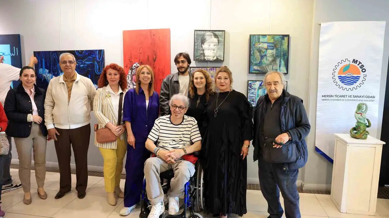 Sanatın iyileştirici gücü Mersin’de: Tuğba Küçükbahar’dan 105 eserlik görsel şölen