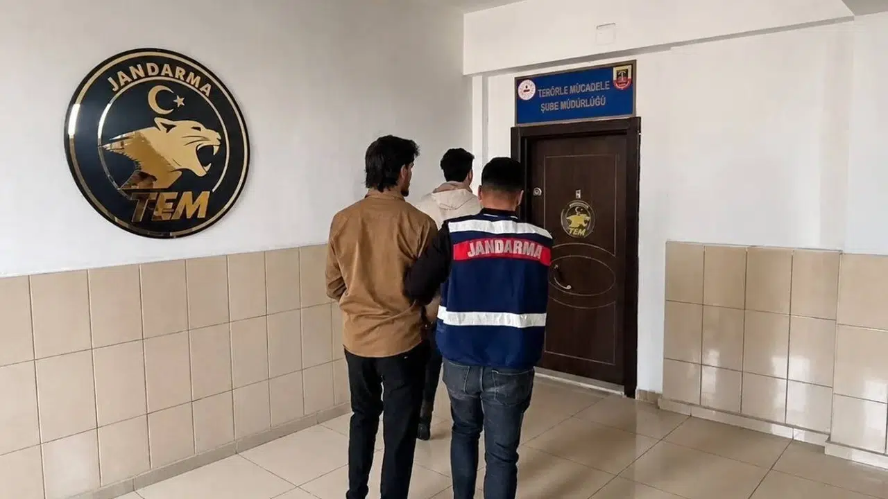 Mersin’de şafak operasyonu: DEAŞ’lı teröristin saklandığı adres deşifre edildi