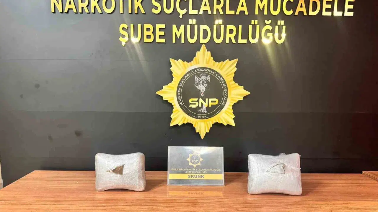 Zehir tacirlerine Şanlıurfa’da geçit yok: 3 araçta yakayı ele verdiler