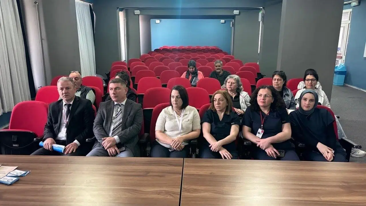 Diyabetle yaşamı kolaylaştıran rehber: Söke’de hastalar sertifikalarını aldı