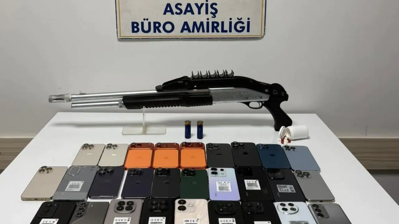 Akşehir’de kaçakçılık operasyonu: Milyonluk vurgunu polis engelledi