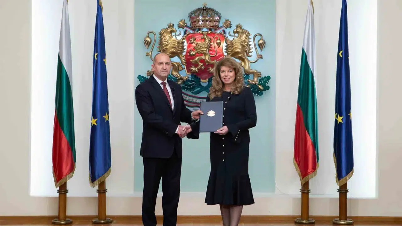 Bulgaristan’da kronik siyasi krize son: Rumen Radev kabinesini kuruyor