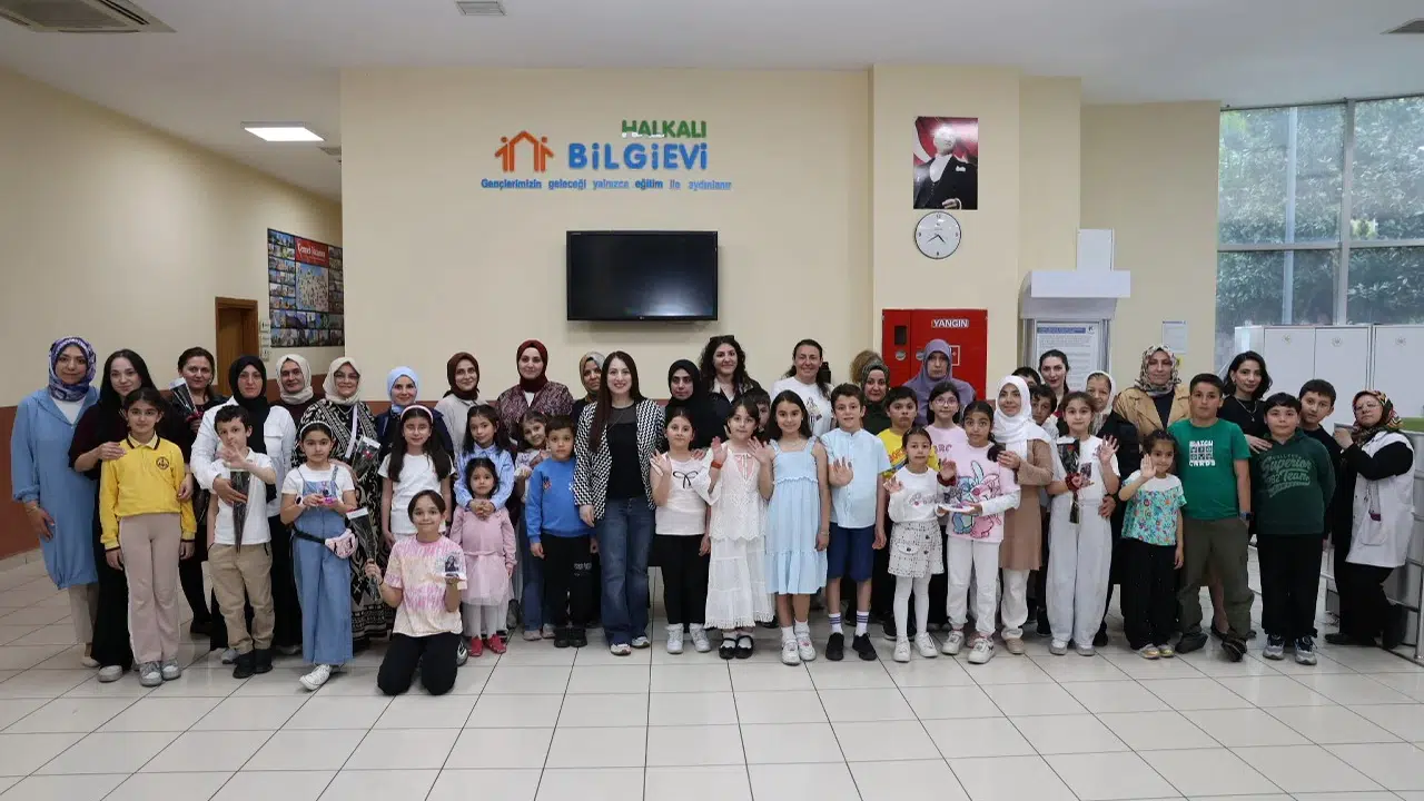 Küçükçekmece’de anneler için sanat ve eğlence dolu bir gün: Hayaller atölyelerde gerçeğe dönüştü