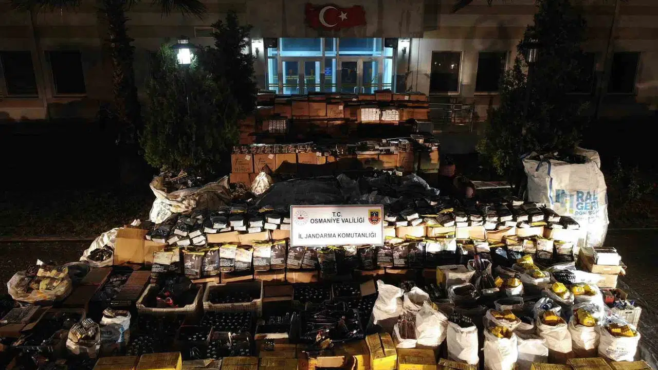 15 milyonluk kaçakçılık vurgununa jandarma darbesi: İş yeri sahibi dahil 3 kişi cezaevinde