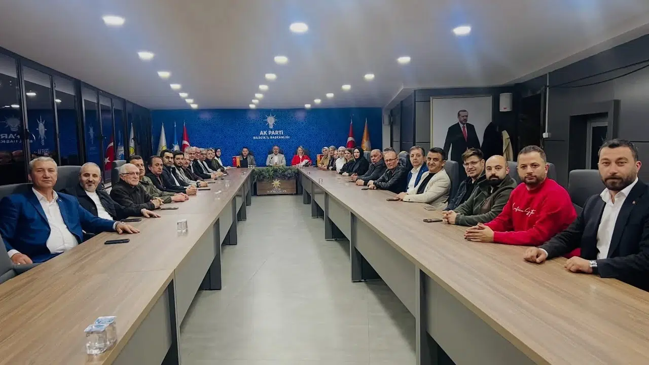 Bilecik’te AK Parti mesaisi: Başkan Yıldırım’dan “hizmet” mesajı