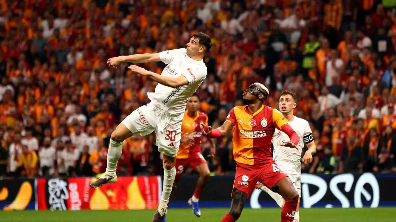 RAMS Park'ta soğuk duş: Galatasaray soyunma odasına mağlup girdi