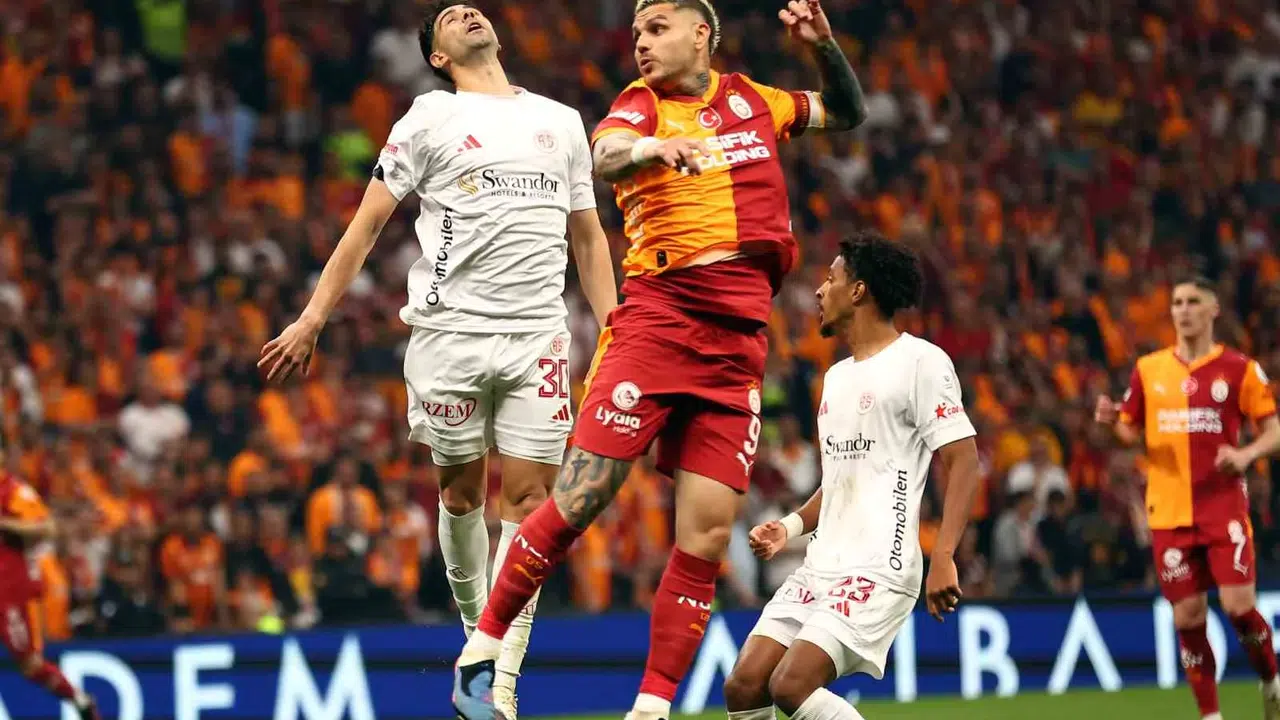 RAMS Park'ta şampiyonluk düğümü çözüldü: Aslan son düzlükte şaha kalktı