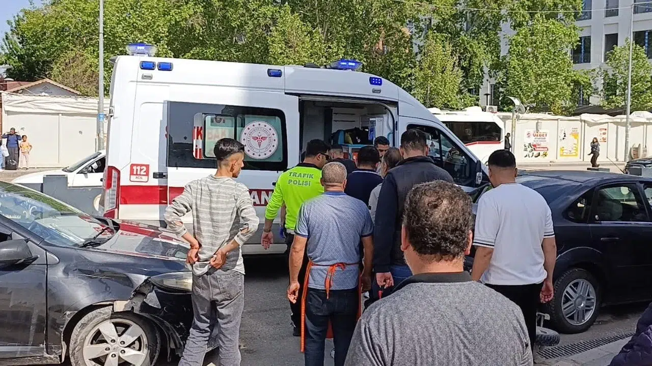 Adıyaman’da trafik kabusu: Kavşakta dehşet anları