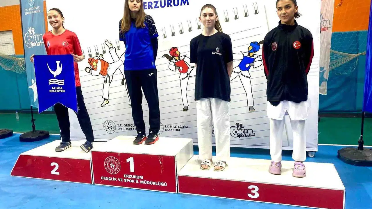 Aliağa’nın gururu kürsüde: Merve Nisa Mızrak Türkiye ikincisi oldu