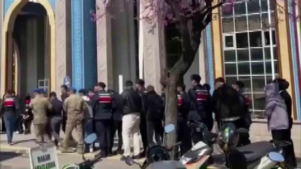 Amasya’da dijital vurgun operasyonu: 34 kişiyi milyonlarca lira dolandıran şebeke çökertildi