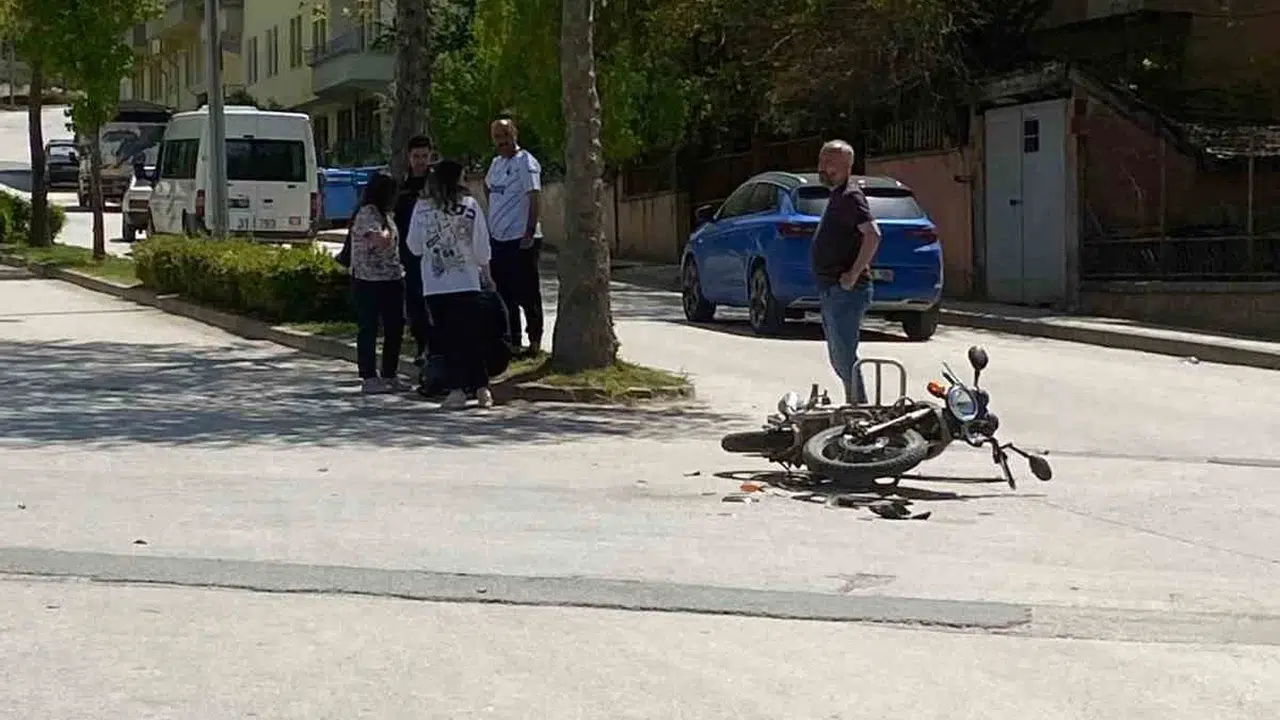 Taşköprü’de motosiklet dehşeti: Kontrolünü kaybetti, yola savruldu