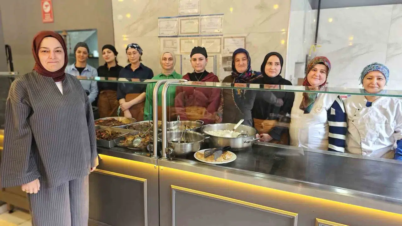 11 kadına istihdam sağladı, iki çocuğa annelik yaptı