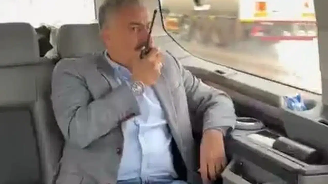 Manisa’da veda vakti: Emniyet Müdürü Aktaş telsizden seslendi, gözyaşlarına hakim olamadı