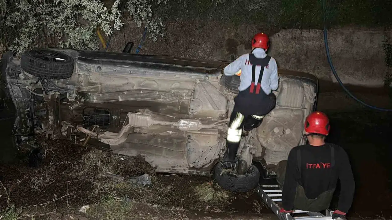 Aksaray’da esrarengiz kaza: Kanalda otomobili bırakan ikili sırra kadem bastı