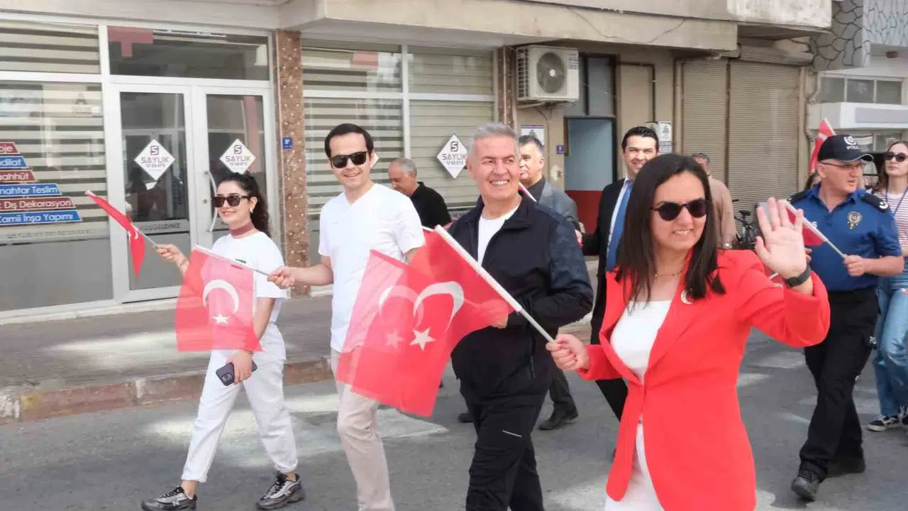 Buharkent’in geleceği gençlerin omuzlarında yükselecek: Başkan Erol’dan 19 Mayıs mesajı