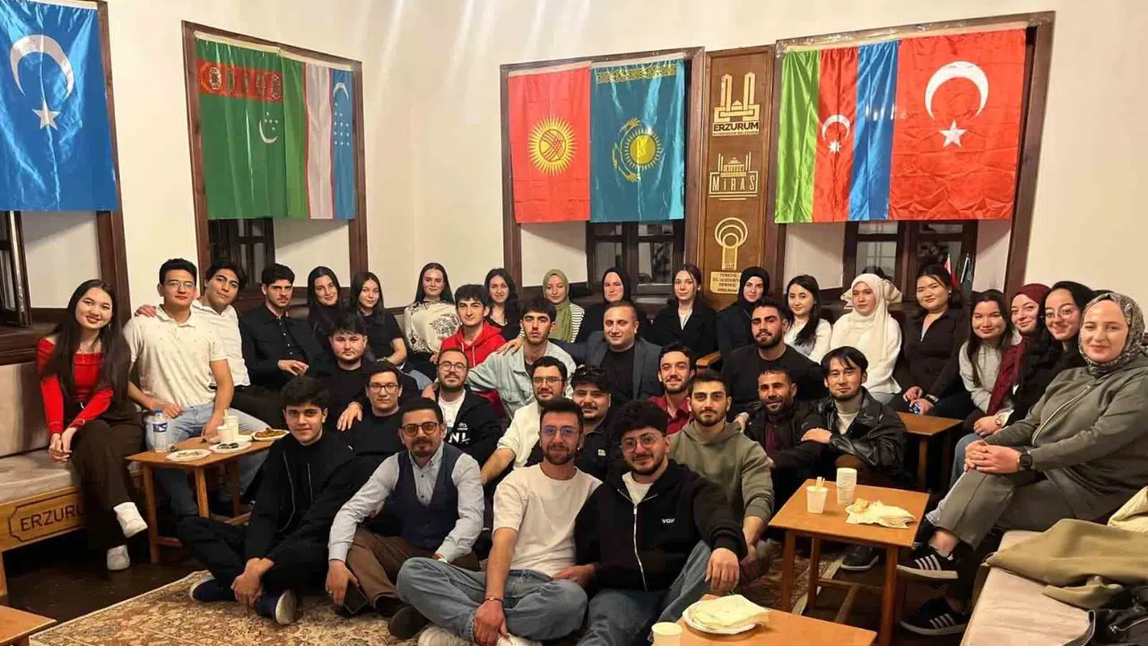 Dijital kuşatmaya karşı Erzurum’da kültür kalkanı: Gençler Nevruz’da buluştu