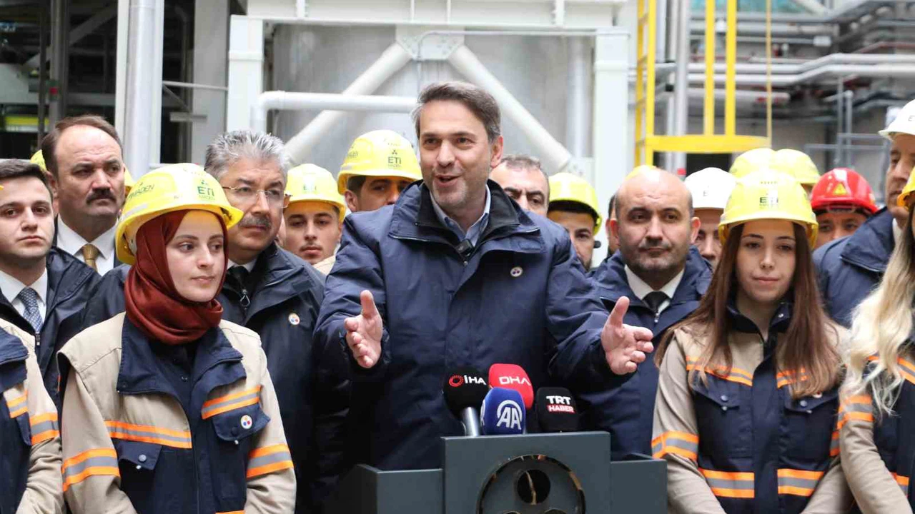 Bakan Bayraktar Kırka'dan duyurdu: 500 milyon dolarlık dev yatırımın detayları