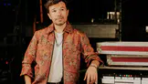 Yalın yeni romantik şarkısı Akşamüstü ile yazın gelişini müjdeledi