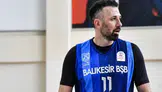 Balıkesir BŞB’de alacak kavgası kriz çıkardı: İcraya veren eski kaptanın kızı takımdan çıkarıldı
