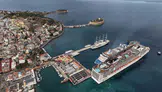 Kuşadası’na 4 kruvaziyer gemisi ile 6 bin turist geldi