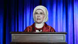 Emine Erdoğan'dan 29 Ekim mesajı: Cumhuriyet'in ikinci asrı yeni zaferlerle taçlanıyor