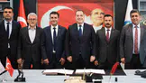 Manisa'da yüzleri güldüren imza: Belediye personelinin hesabına 60 bin TL yatacak