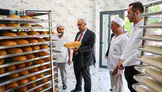 Çameli'de fırınlar artık belediye güvencesiyle yanıyor: İlk ekmek 10 liradan tezgaha çıkıyor