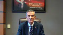 Rozetini Özgür Özel takmıştı: Ümit Dikbayır CHP'den ayrıldı! İşte hakkında merak edilenler...