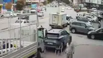 Kırşehir'de ters yönden giden motosikletin otomobile çarpma anı güvenlik kamerasında