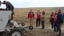 Hayrabolu'da meraların verimliliğini artırmak için tohum ekimi yapıldı