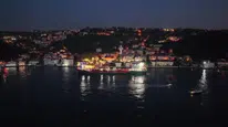 İstanbul Boğazı'nda kimyasal madde taşıyan tanker tehlikeyi atlattı
