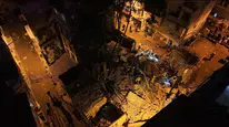 Beyoğlu'nda 5 katlı bina çöktü: Enkazda arama çalışmaları sürüyor