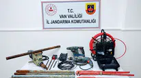 Van'da sit alanında kaçak kazı yapan 2 kişi yakalandı
