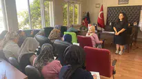 Ceyhan'da engelli evde bakım hizmeti alan ailelere içi iletişim eğitimi verildi