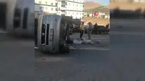 Sivrihisar'da otomobil ve minibüs çarpıştı, 5 kişi yaralandı