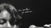 Sena Şahin yeni teklisi Seni Sevdiğim Gibi Sevemem ile müzikseverlerle buluşuyor