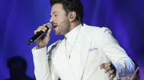 Emre Altuğ Bir Pop Masalı projesini Harbiye Açıkhava'da sahneledi